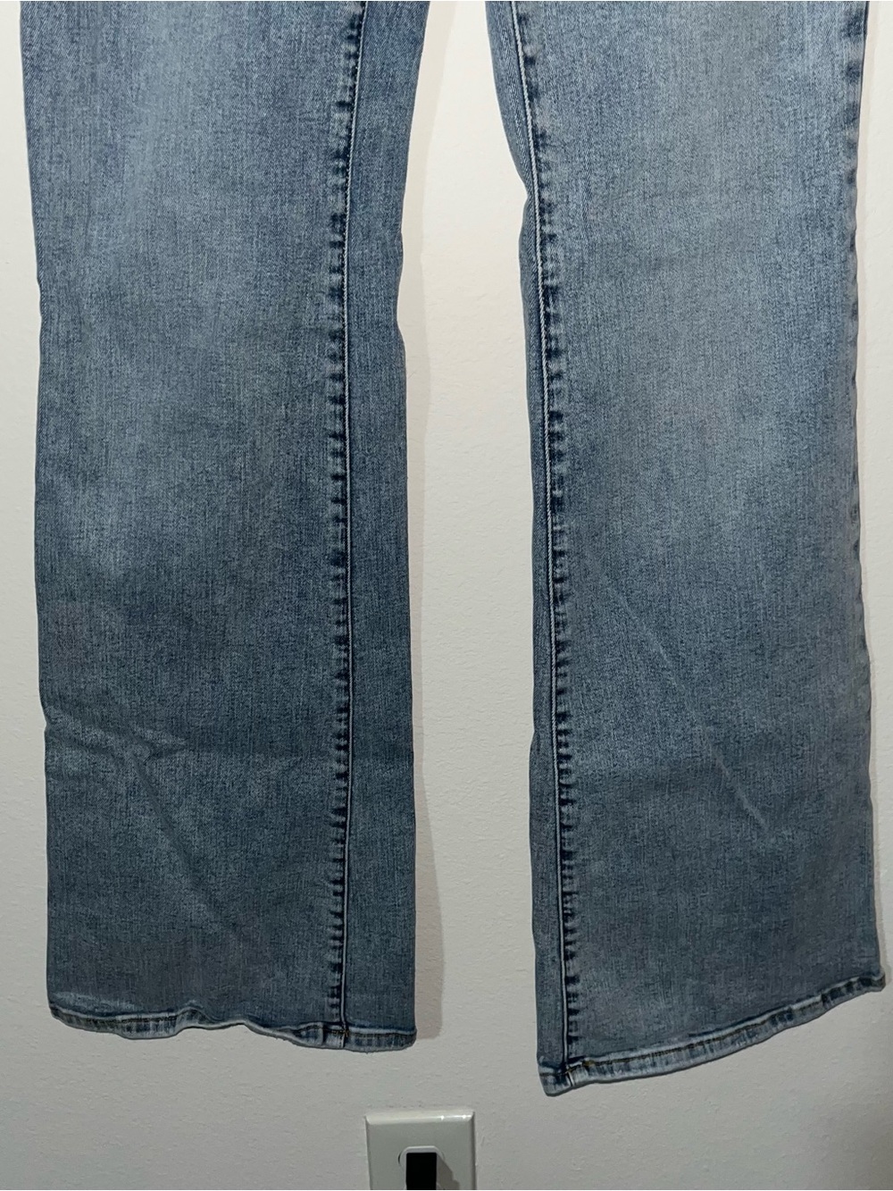 Good American Women's Light Blue Flared Jeans - Picture 3 of 8
